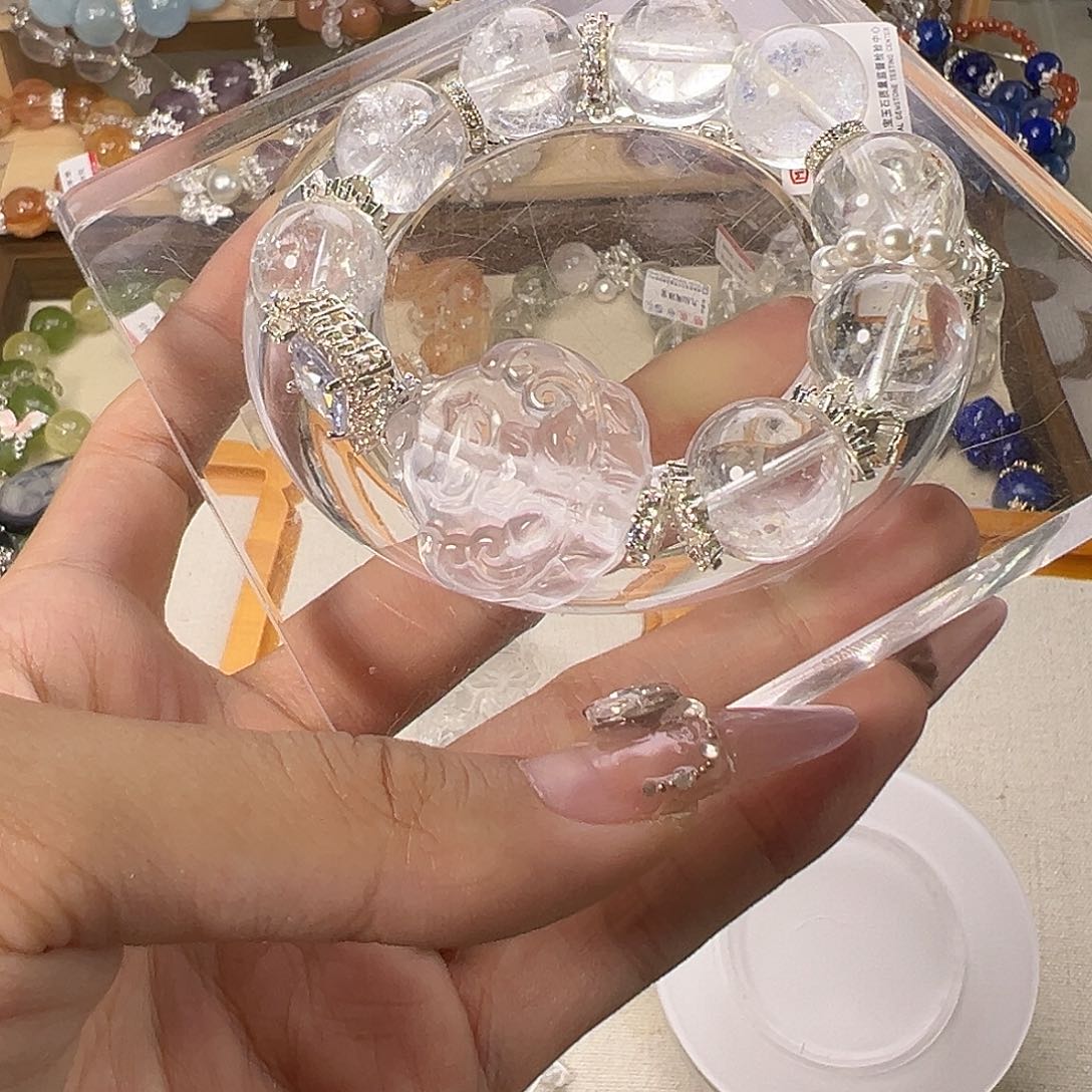 水晶手串合金七*年水晶