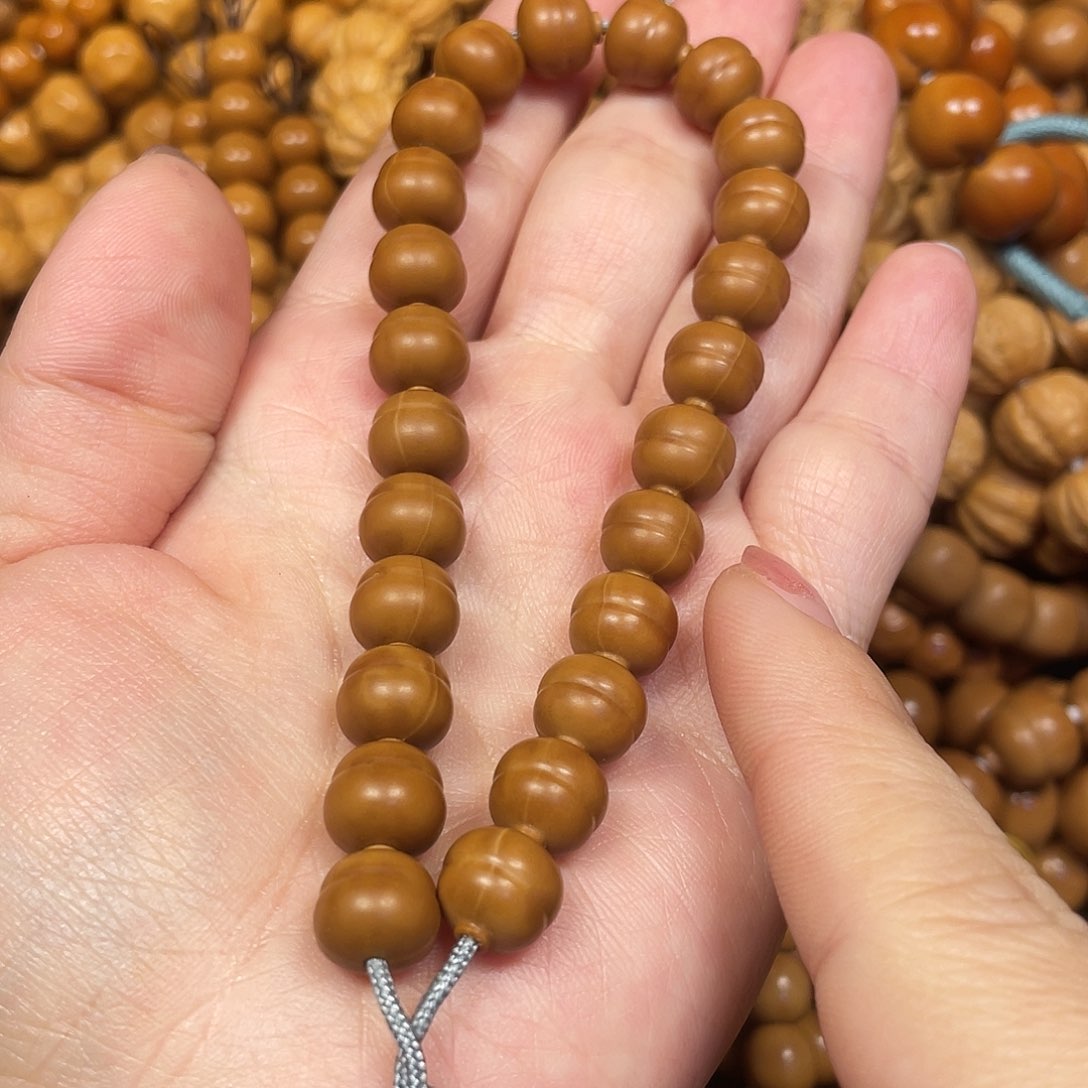 木全品小葫芦。    