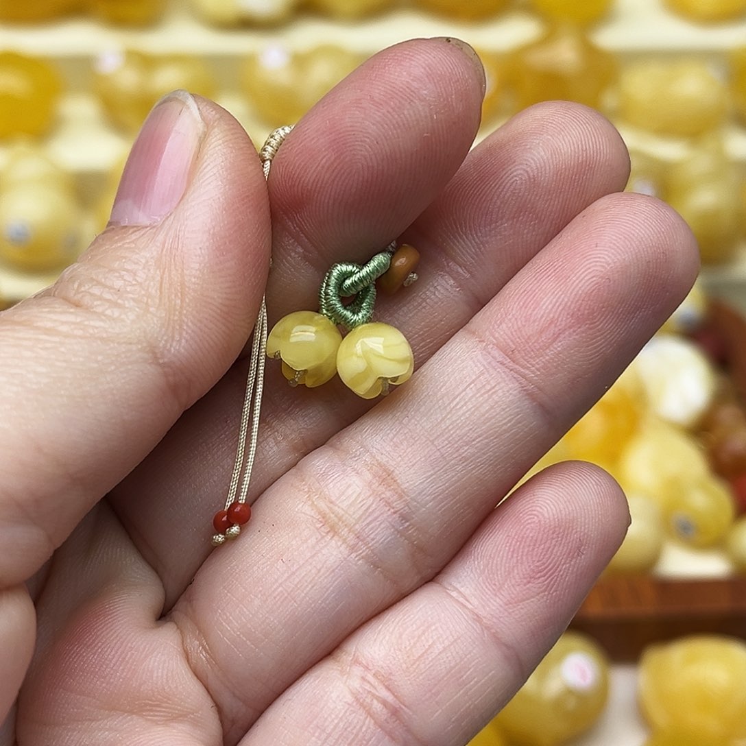 蜜蜡未镶嵌裸石天然
