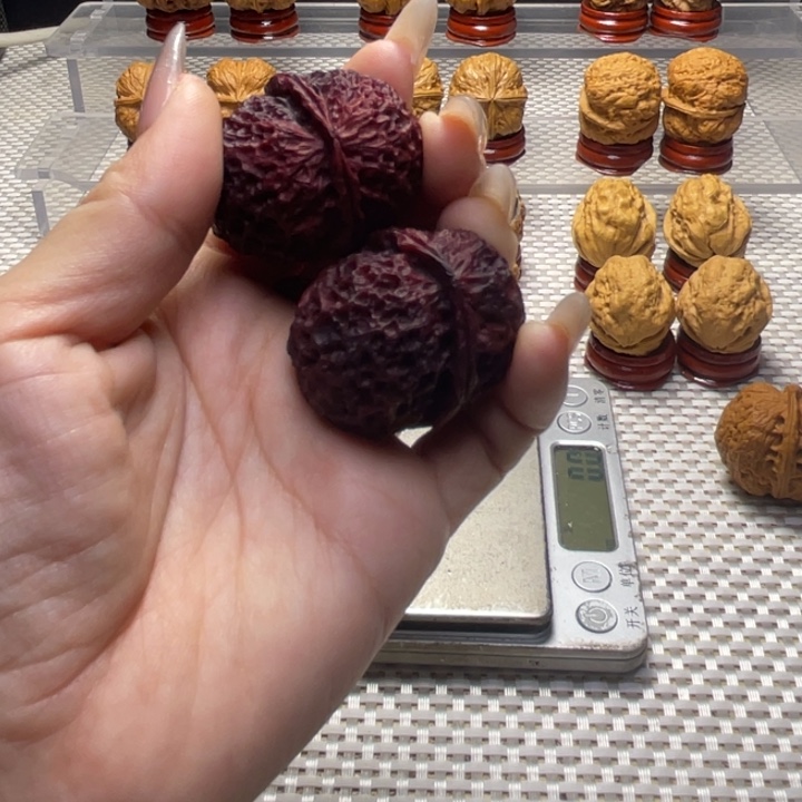 文玩核桃把件撅****?100龙鳞绣球