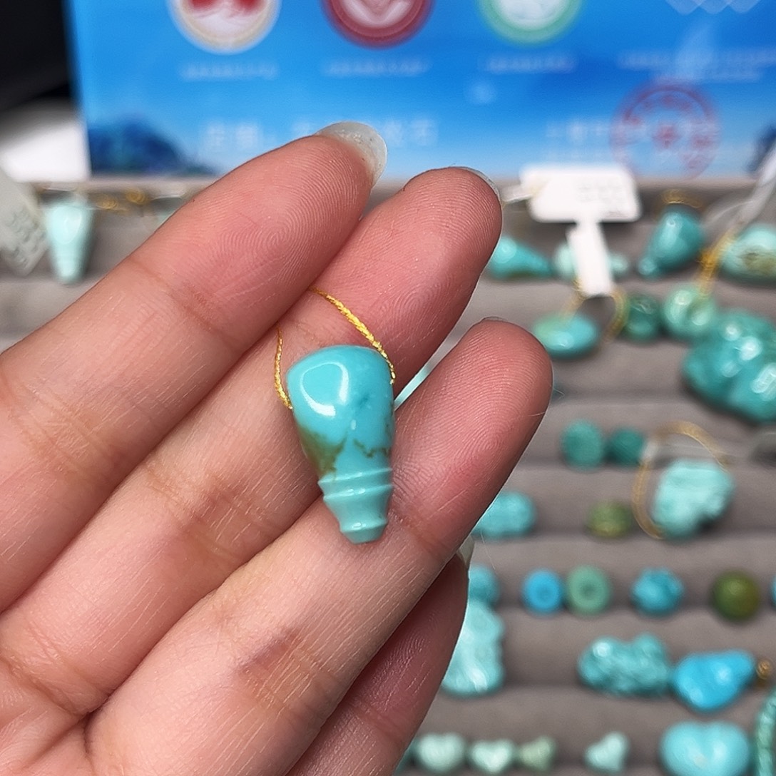 绿松石未镶嵌珠宝半成品