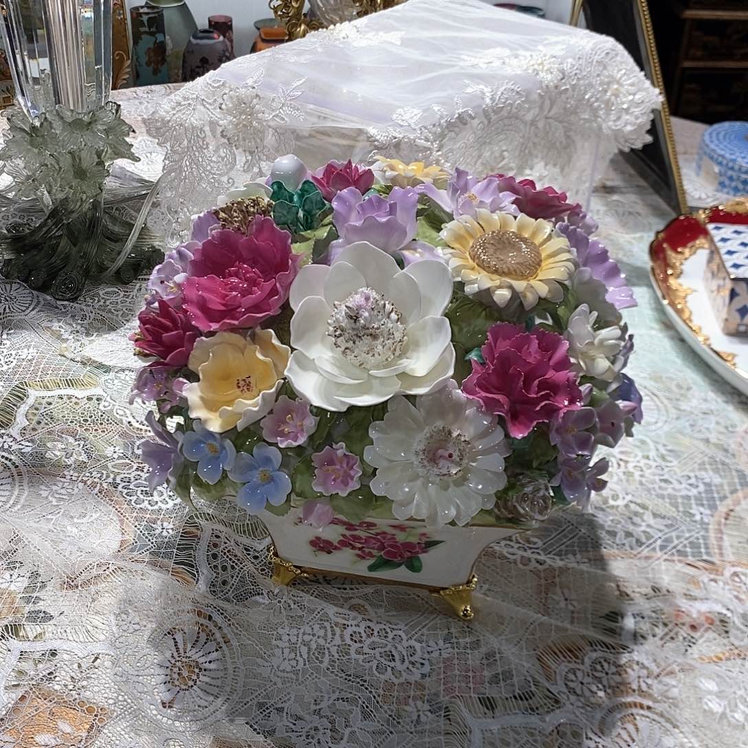 摆件骨瓷五十州花坛天花板礼盒装