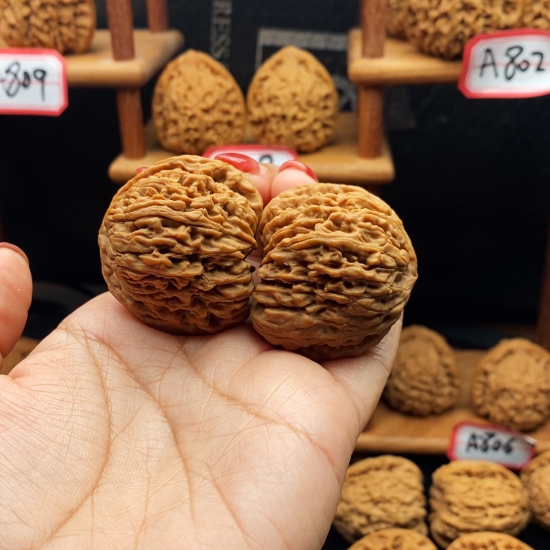 文玩核桃吊坠南疆8