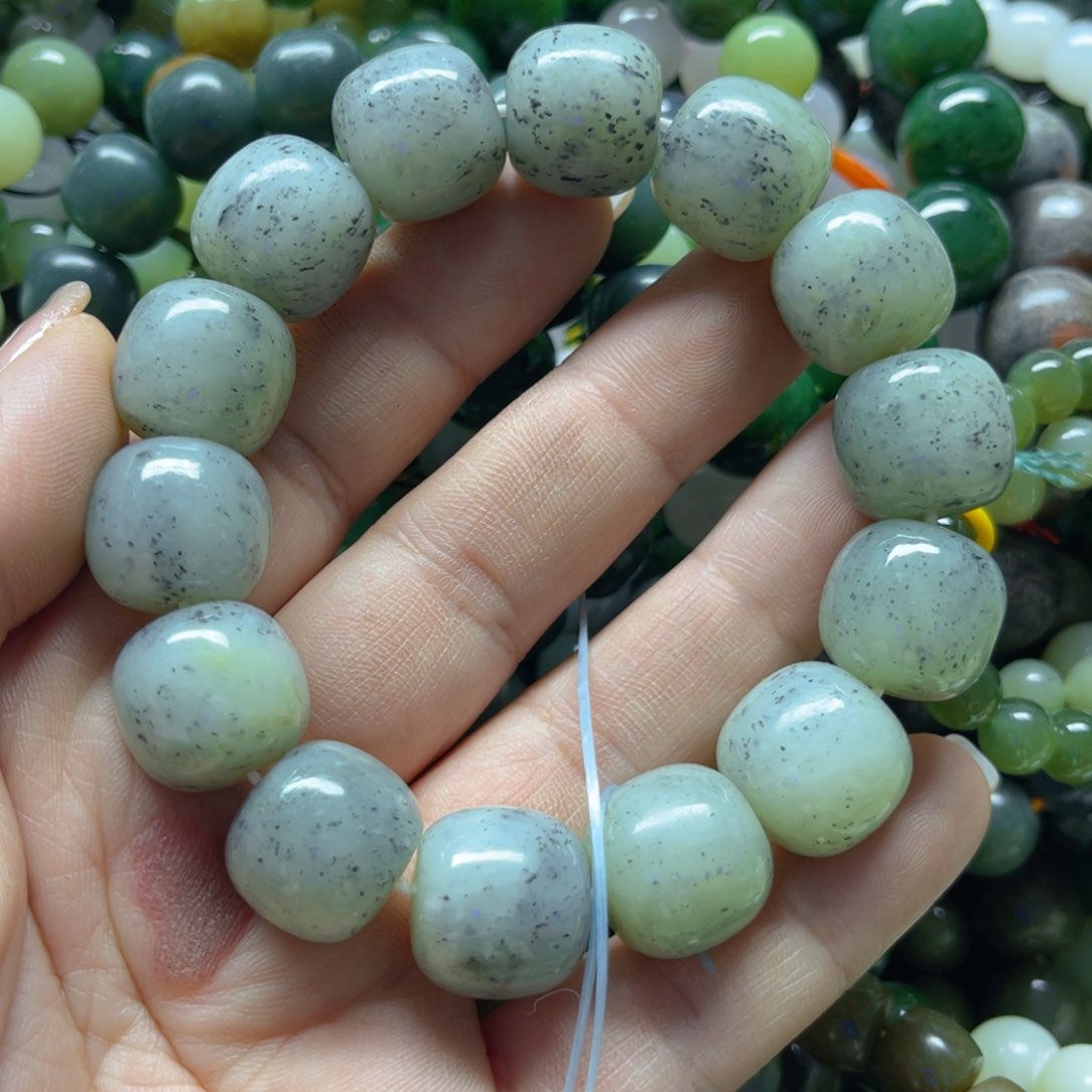 和田玉手链未镶嵌