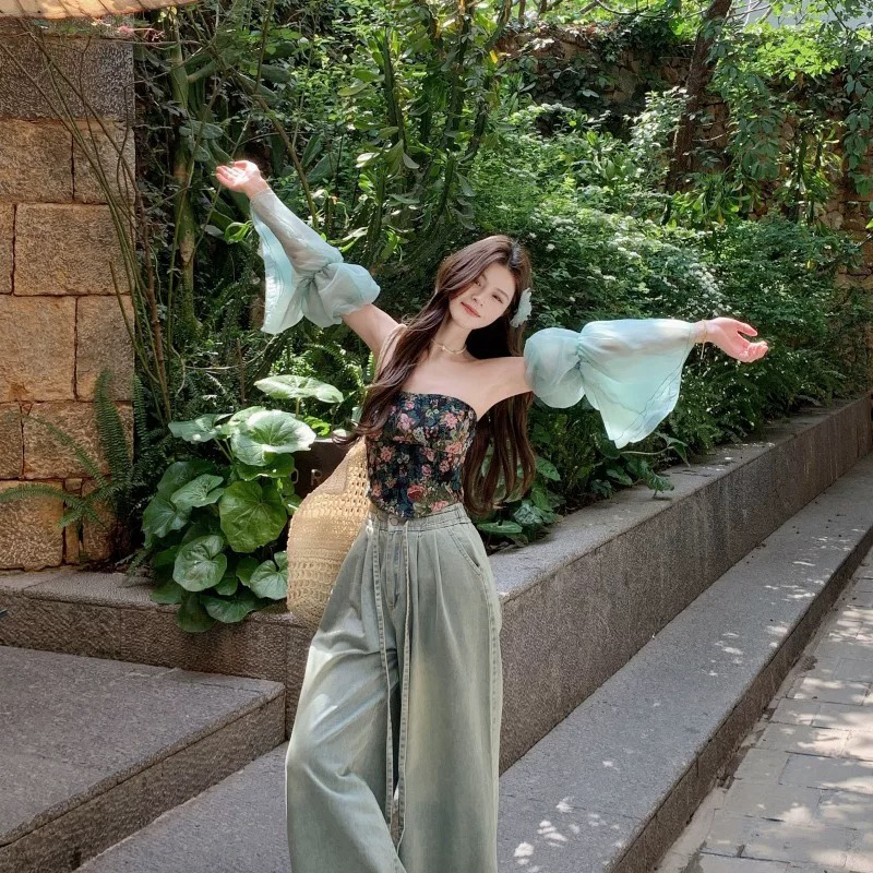 夏季小众碎花抹胸上衣阔腿牛仔裤套装