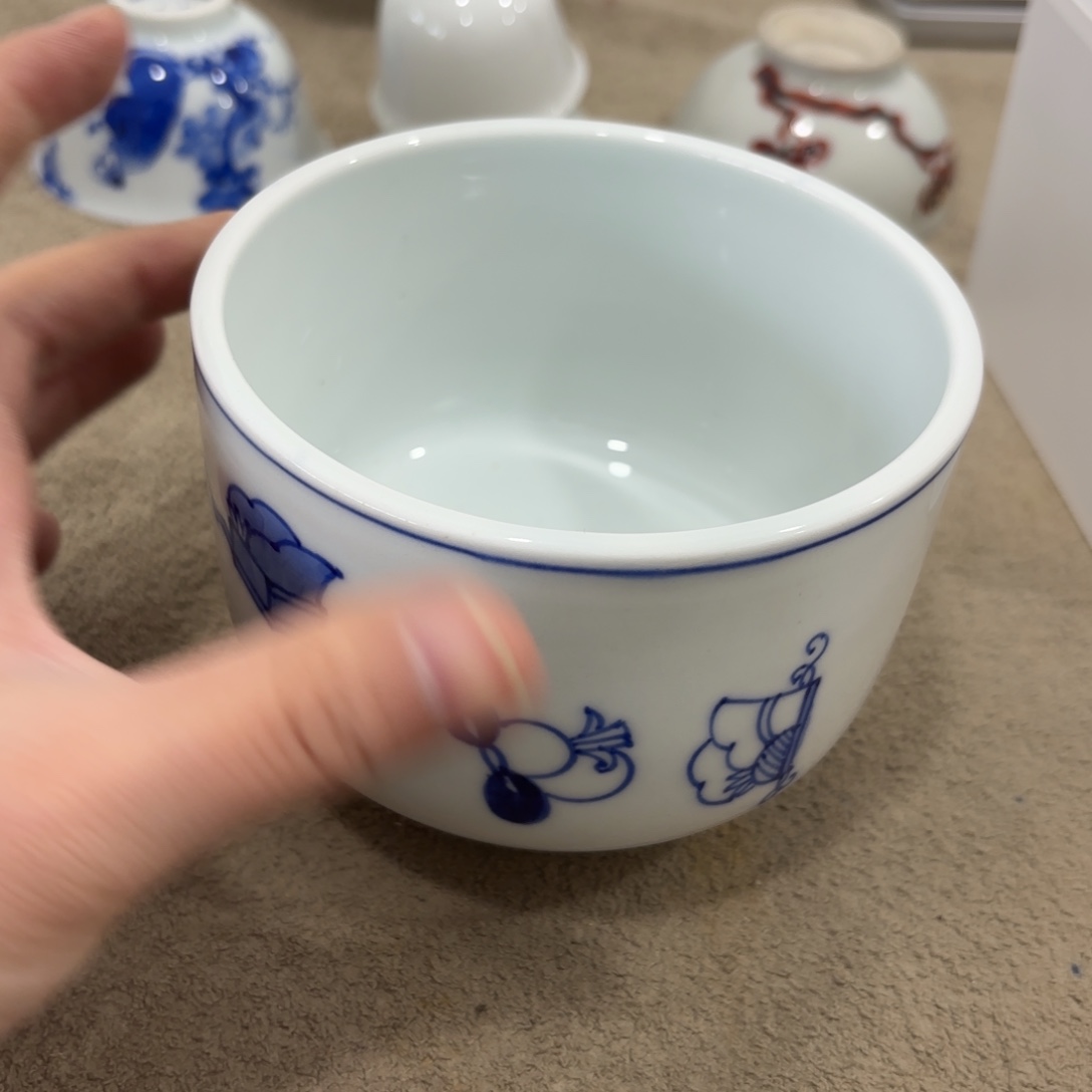 瓷片非常好看漂亮的物品 