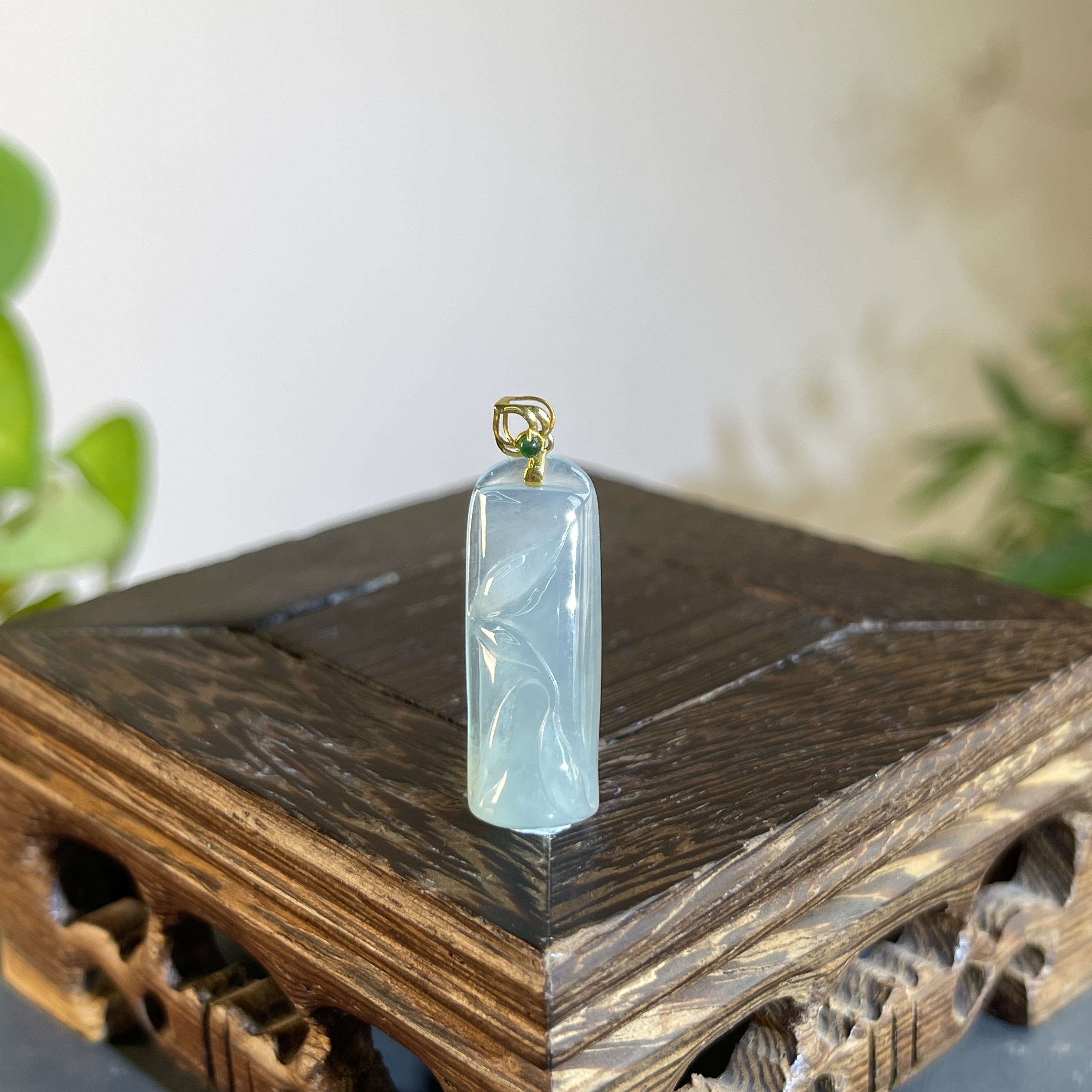 JCB13-45   天然缅甸A货翡翠   18K金扣节节高升