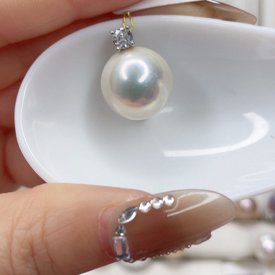 淡水珍珠吊坠(赠链)未镶嵌