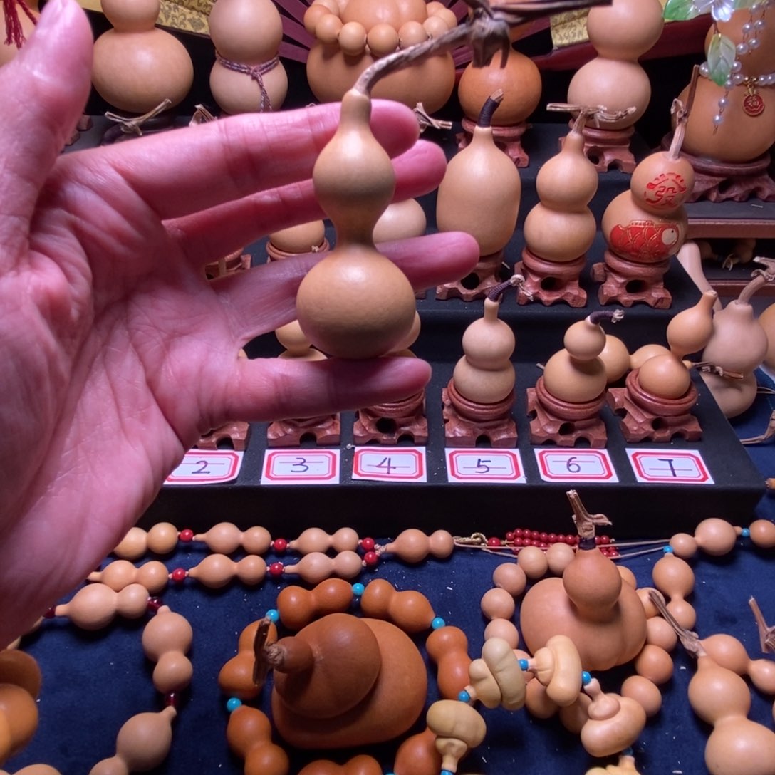 张***半手把件盘玩小葫芦