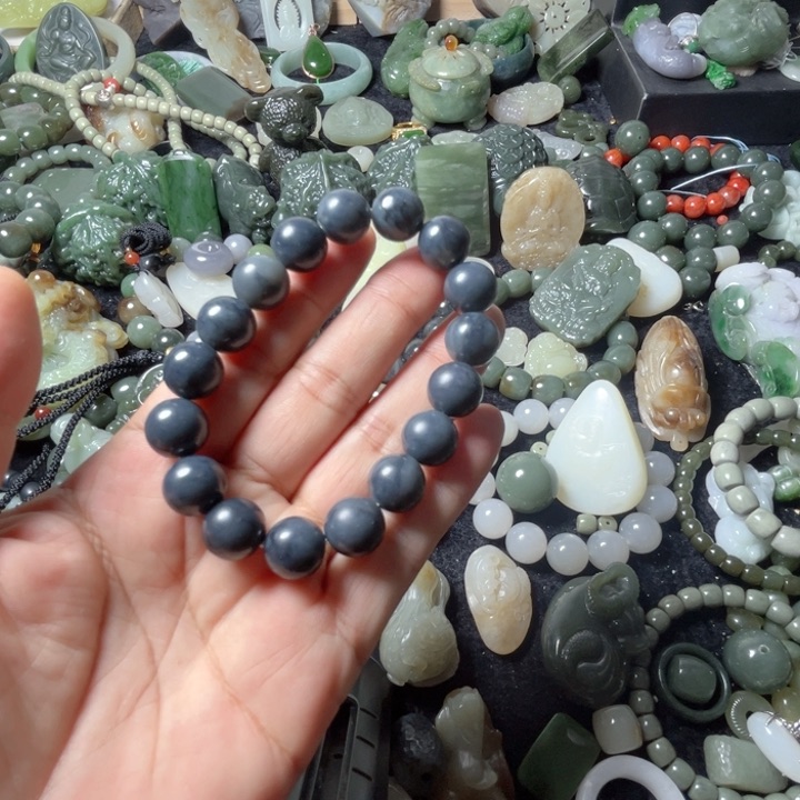 和田玉未镶嵌颈饰12