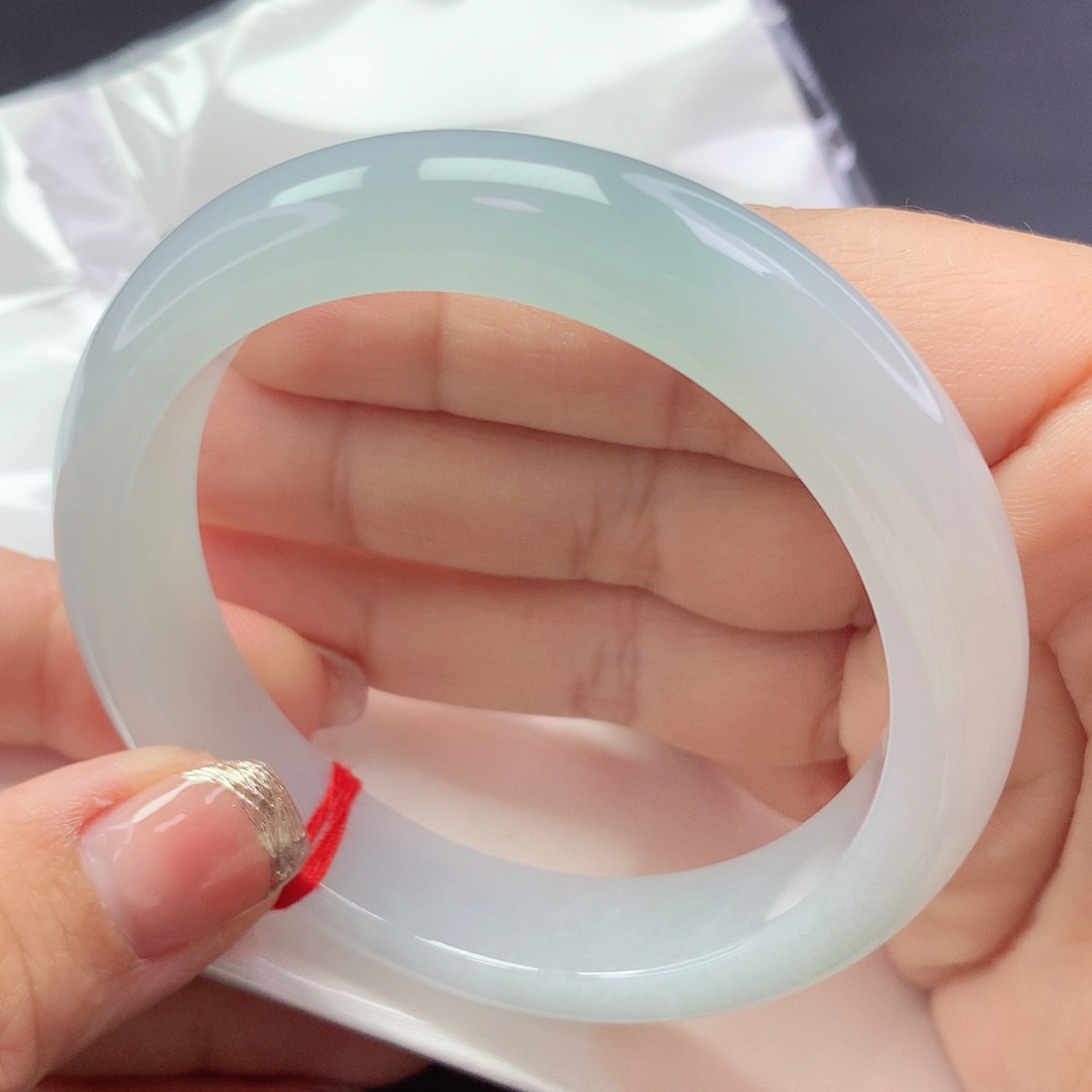 【闪购商品】翡翠手镯未镶嵌a 82599