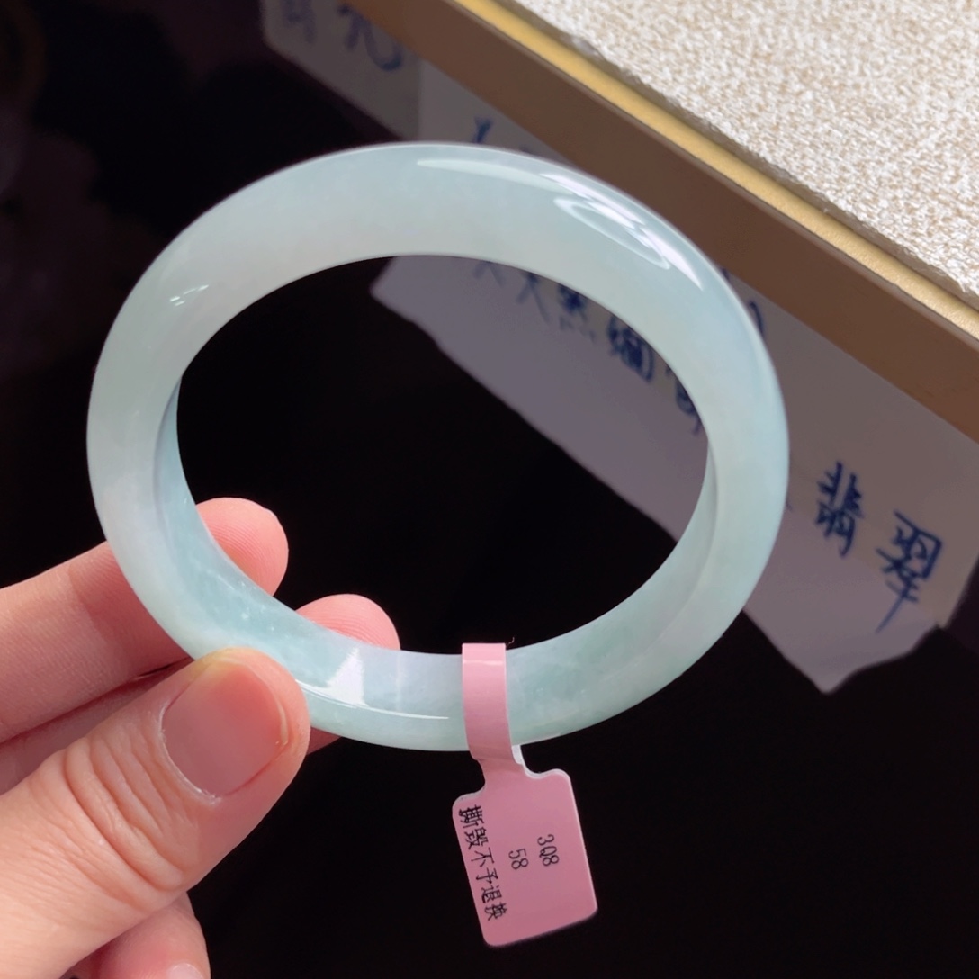 翡翠未镶嵌手镯手镯