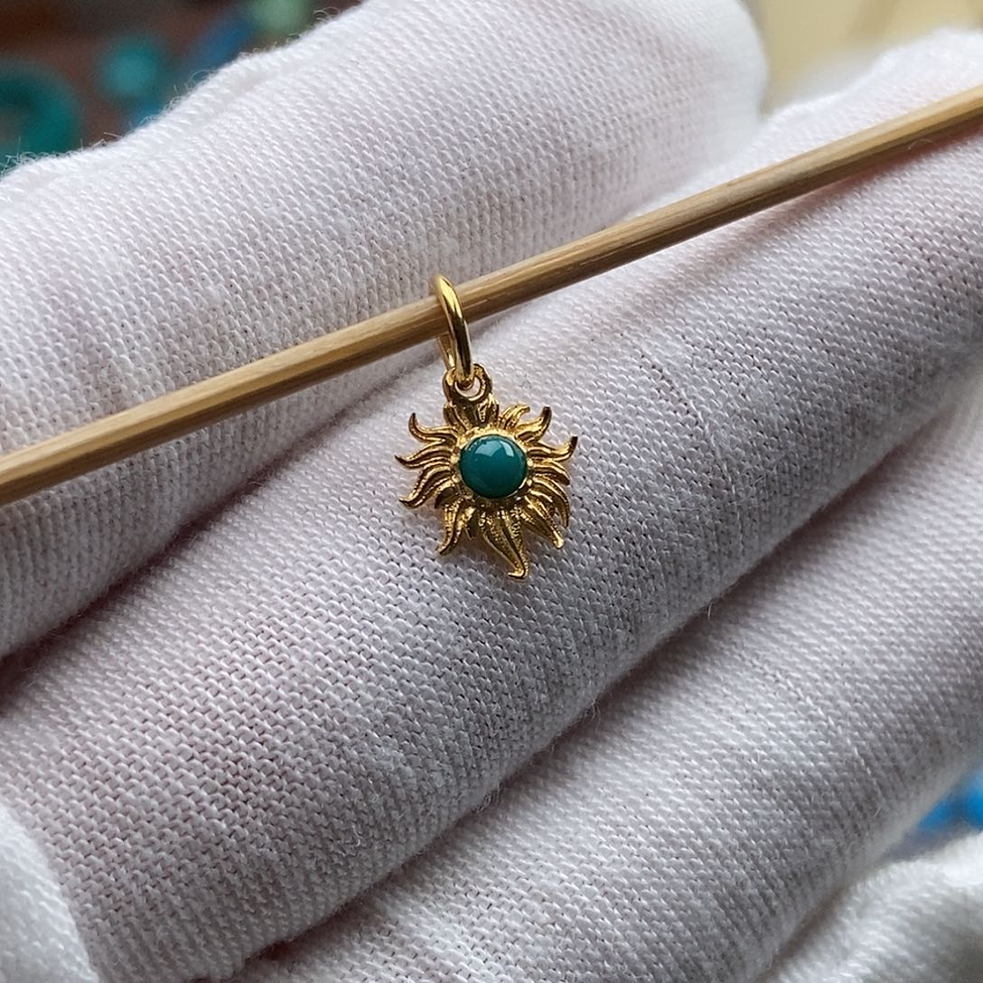 绿松石18K金镶嵌绿松石配饰