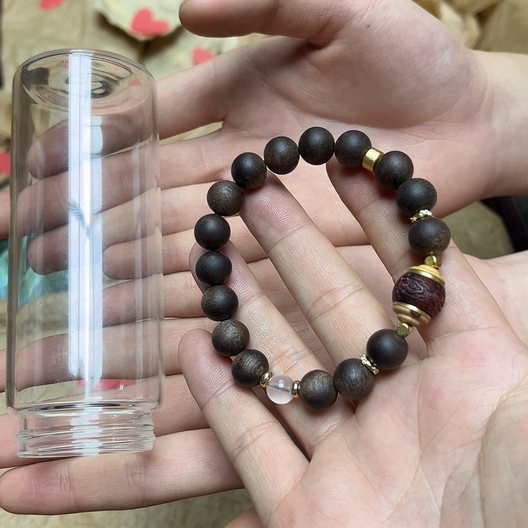 大叶紫檀（黑酸枝木类）