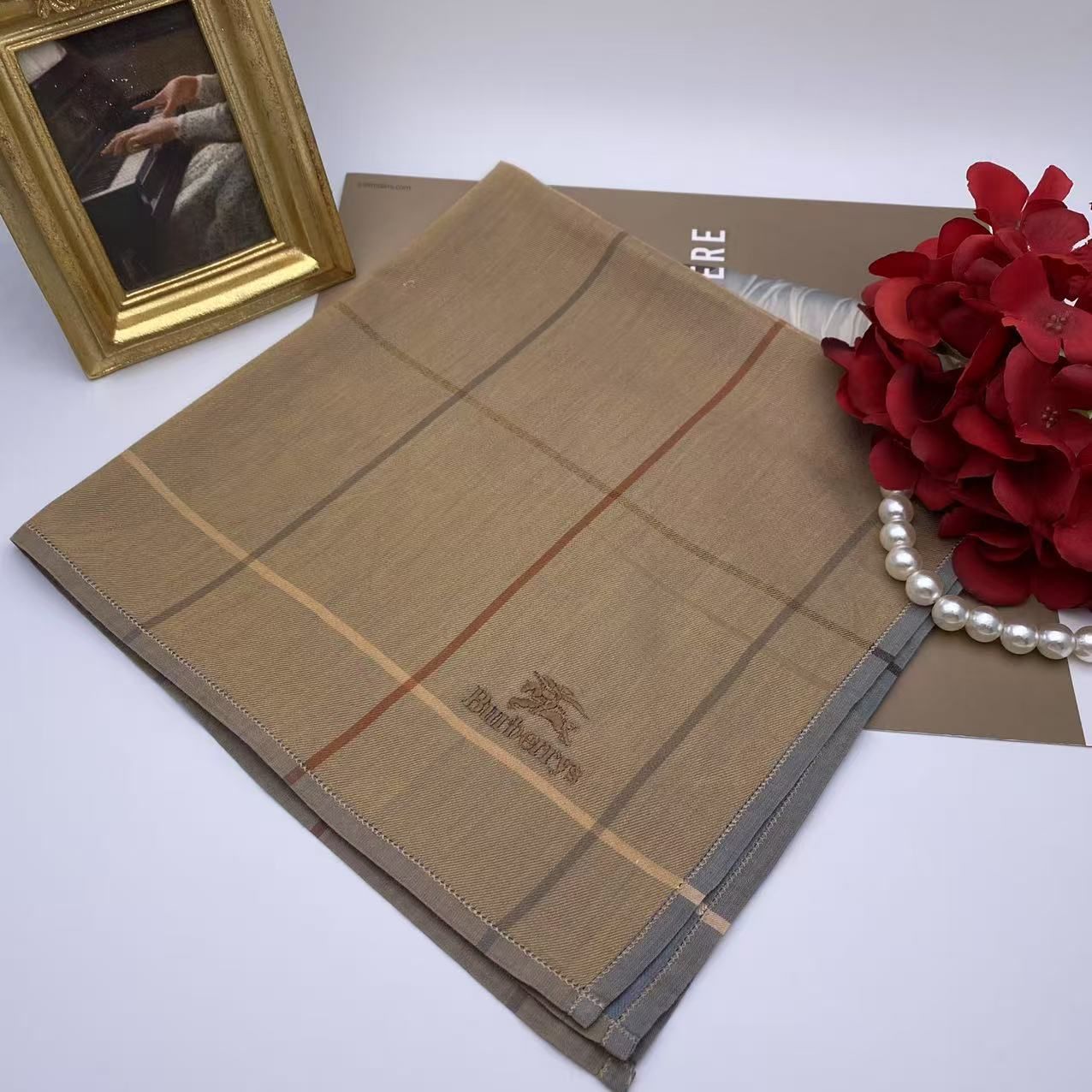 95新 BURBERRY/博柏利 海囤/巴宝莉/丝巾/yy05426