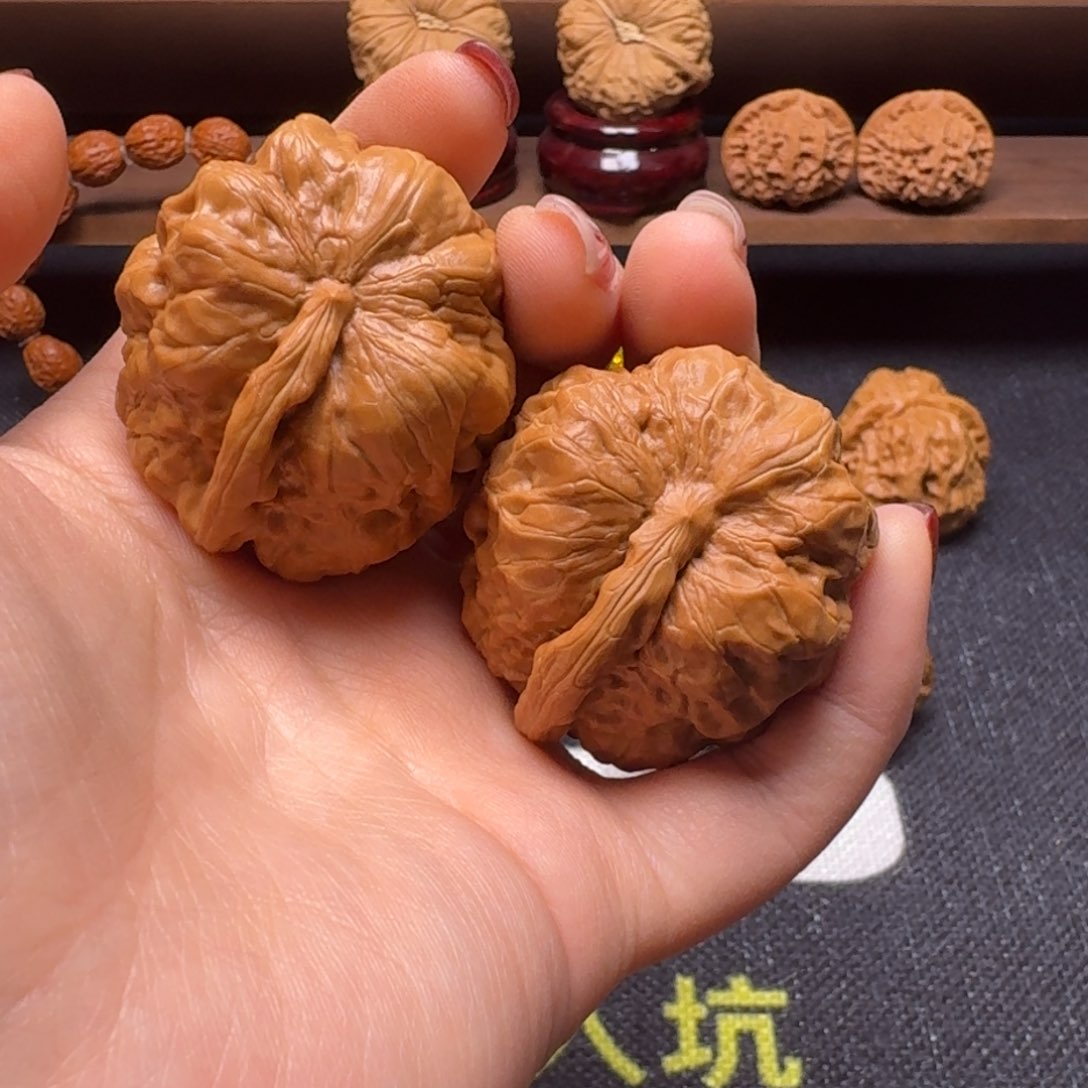 文玩核桃吊坠一帆风顺