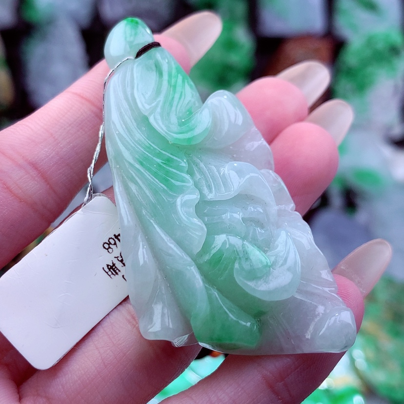 【闪购商品】翡翠颈饰未镶嵌天然