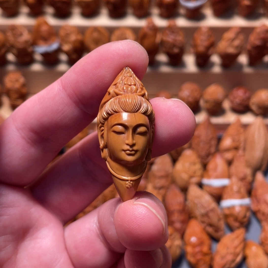 橄榄核吊坠观音菩萨