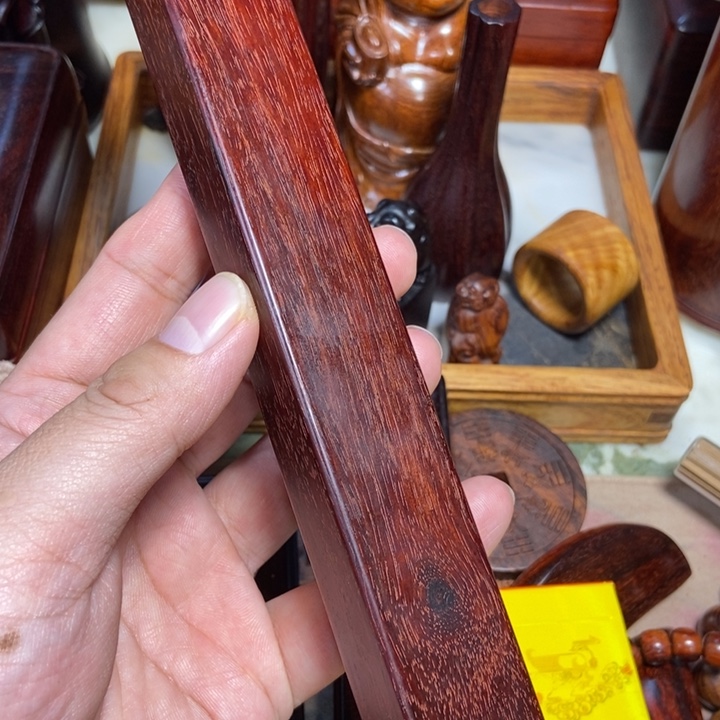 檀香紫檀（小叶紫檀）景****）香盒