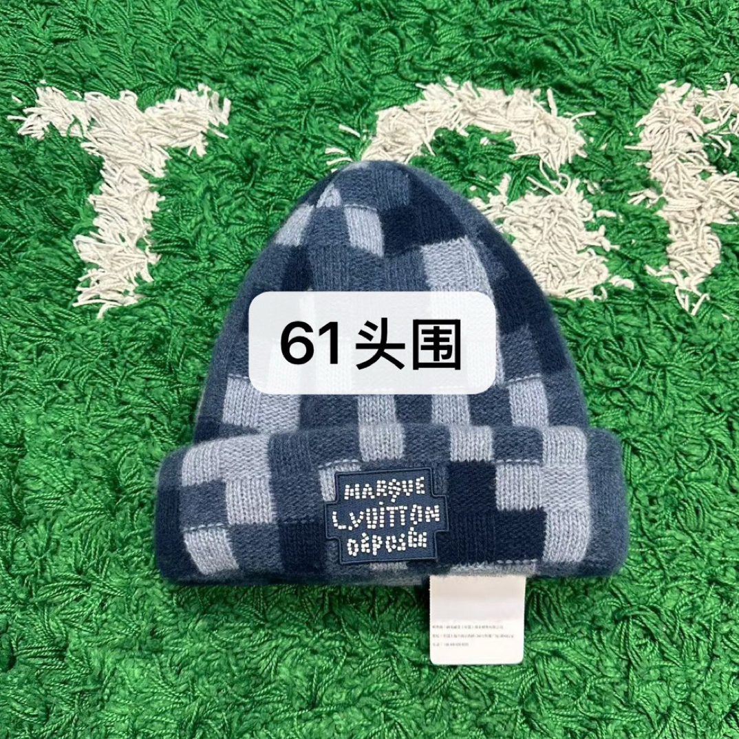 未使用 LouisVuitton/路易威登 蓝色棋盘格串珠冷帽羊毛针织款