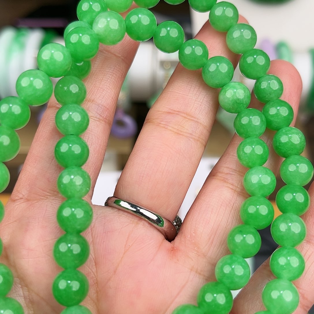 翡翠颈饰未镶嵌我