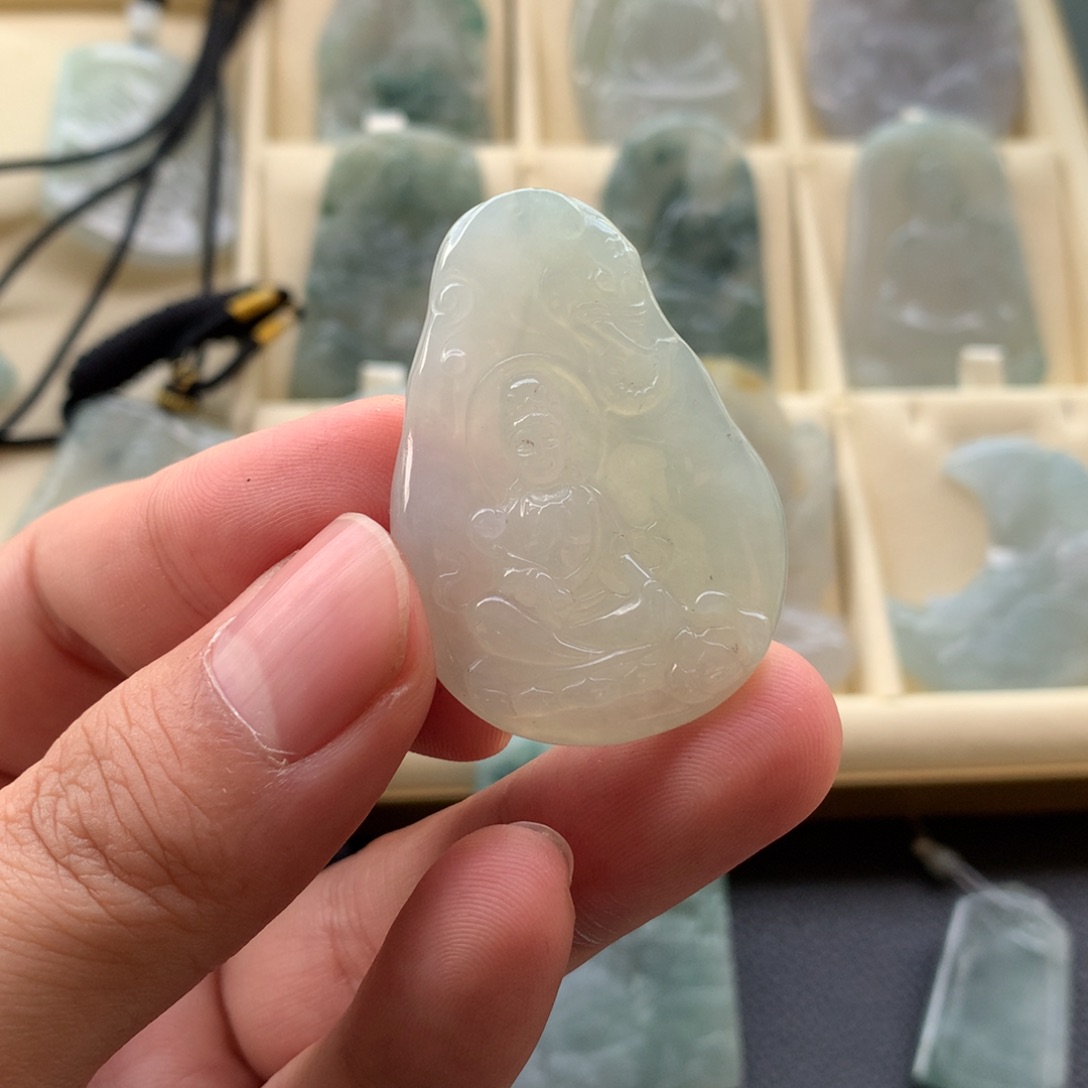 翡翠未镶嵌吊坠(不含链)