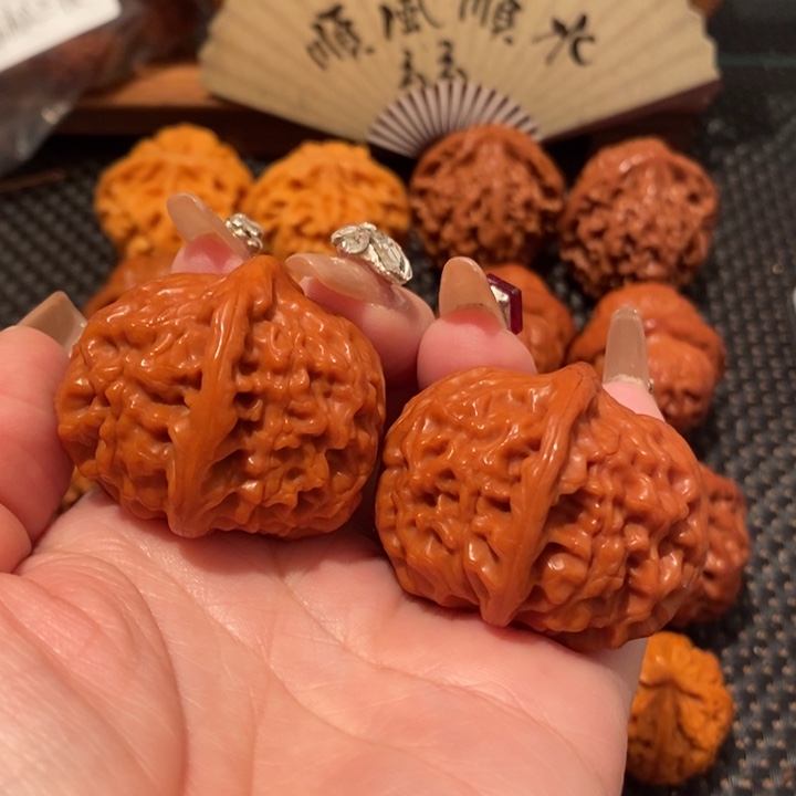 文玩核桃吊坠40玉枕504