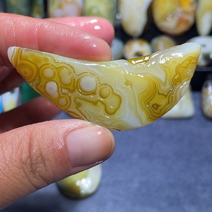 玛瑙/玉髓未镶嵌珠宝奇石