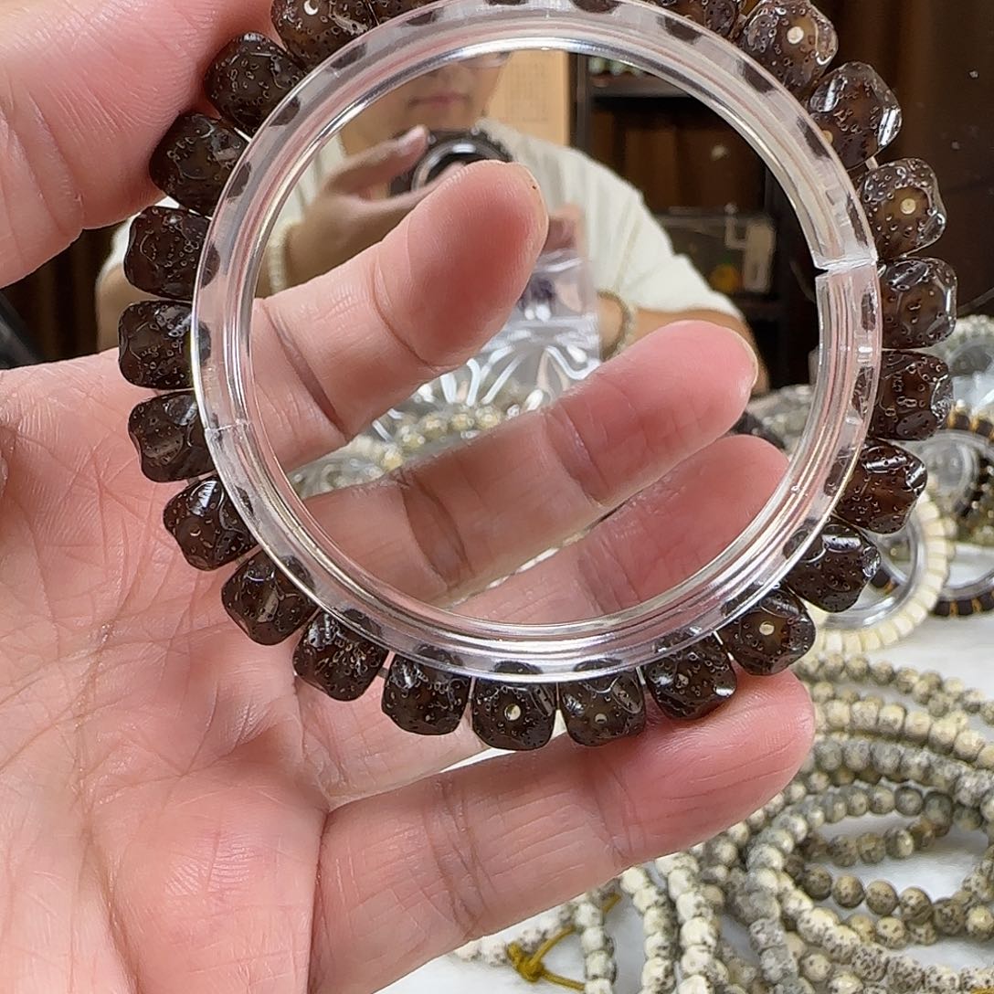 j****手串星月菩提9火烧云透无相