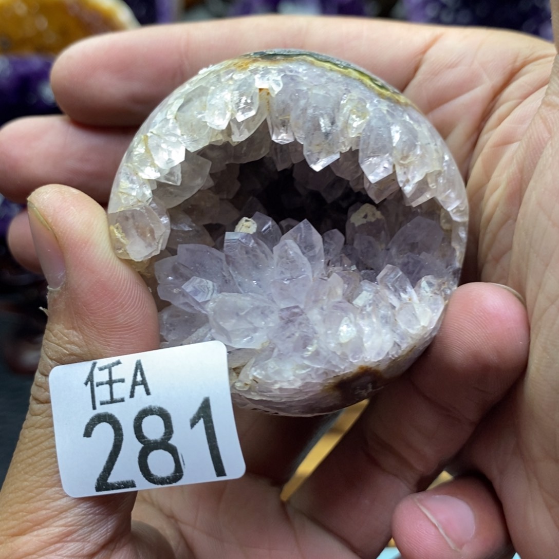 水晶大型摆件（非配饰）未镶嵌