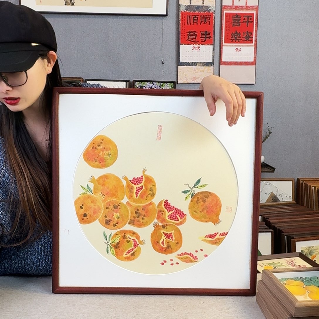 书法手绘带框尺寸： 53*53