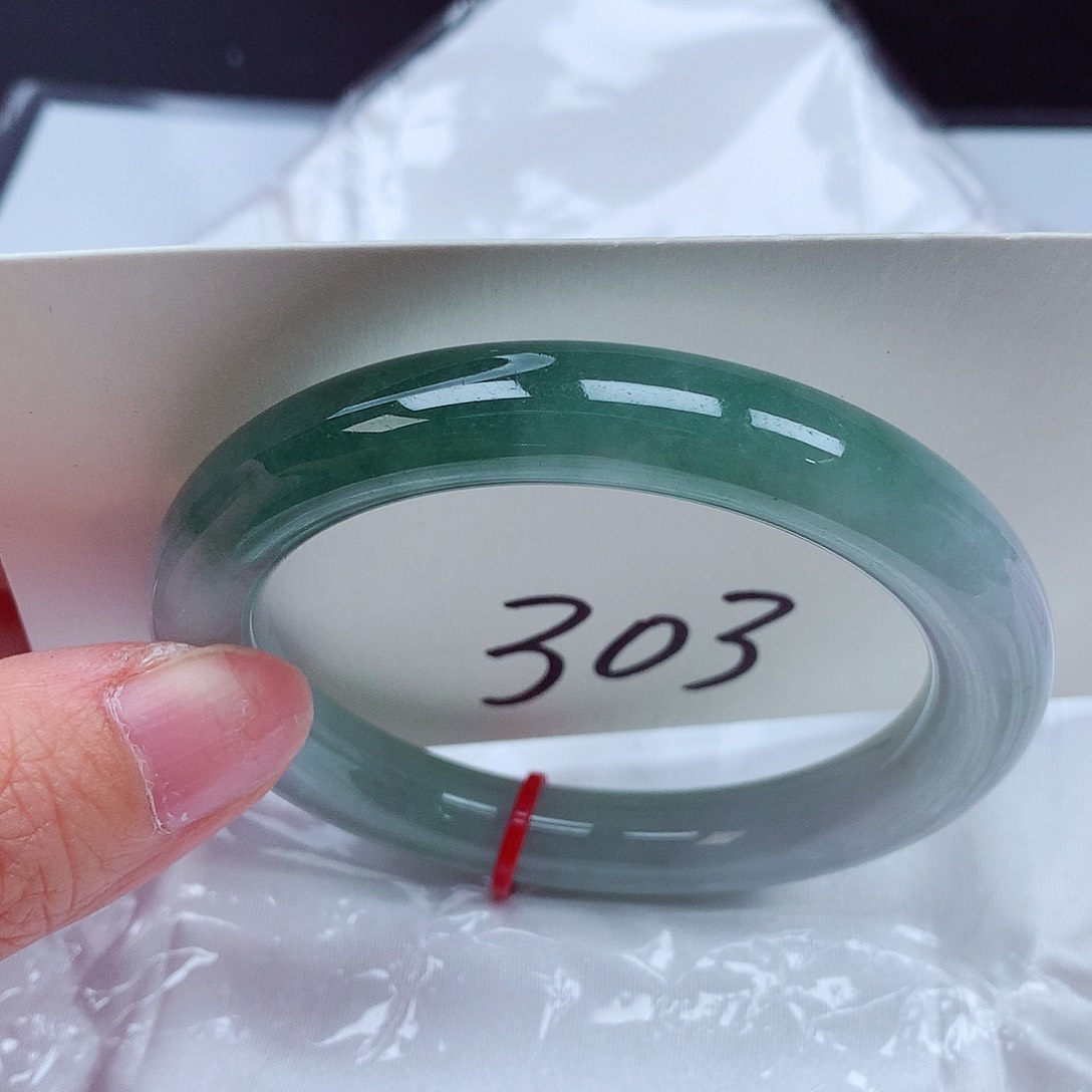 翡翠未镶嵌手镯翡翠