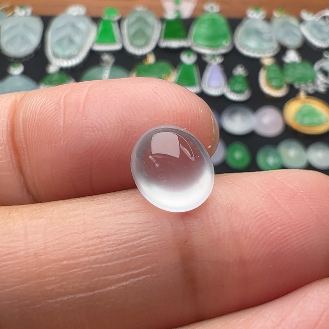 翡翠颈饰未镶嵌蛋8.6