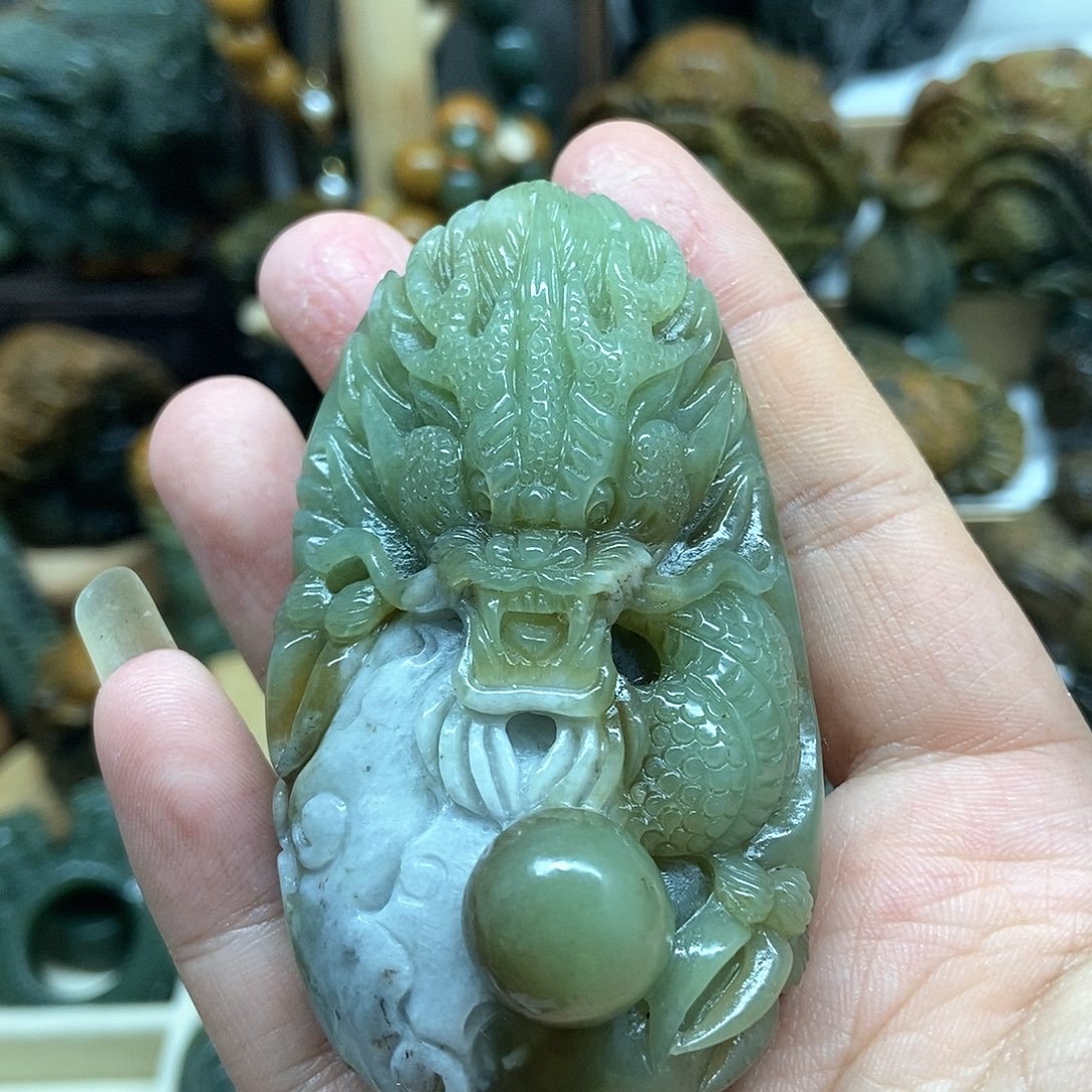 和田玉把件未镶嵌人**过