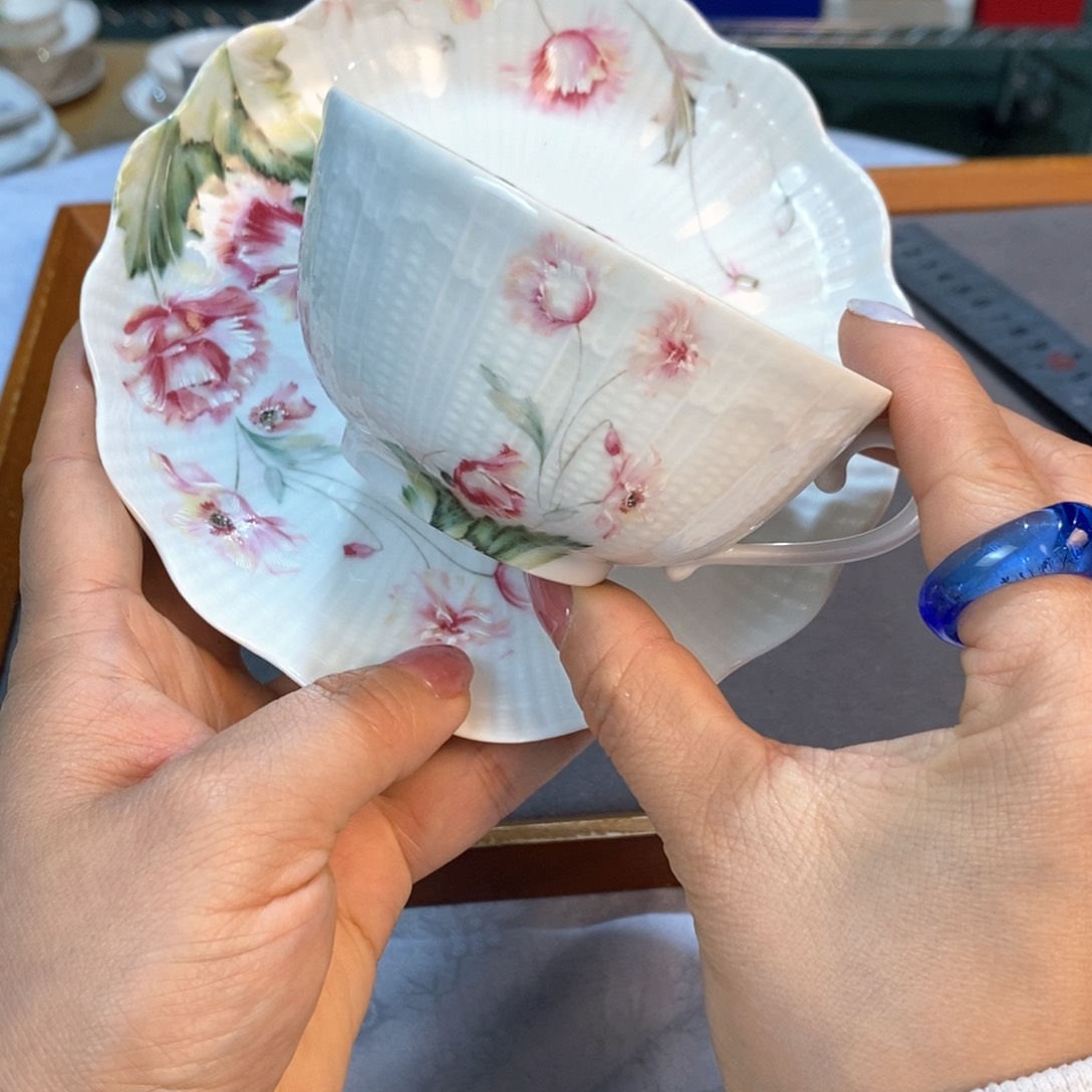 瓷器哈哈哈哈哈哈哈哈哈哈