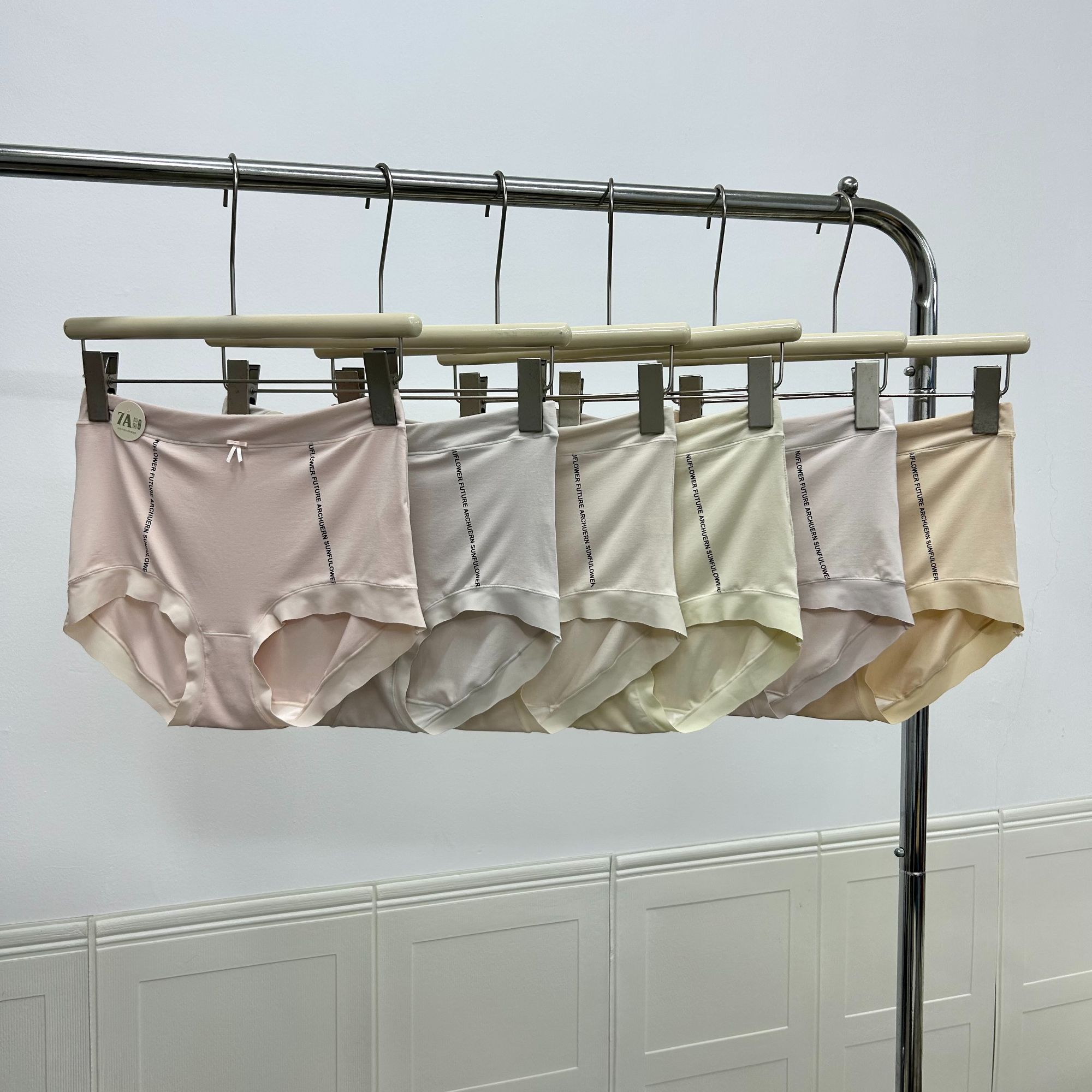 175斤高腰大码女莫代尔柔软舒适包臀高弹无痕三角7A抗抑菌内裤