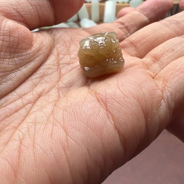 和田玉未镶嵌颈饰且末挂件