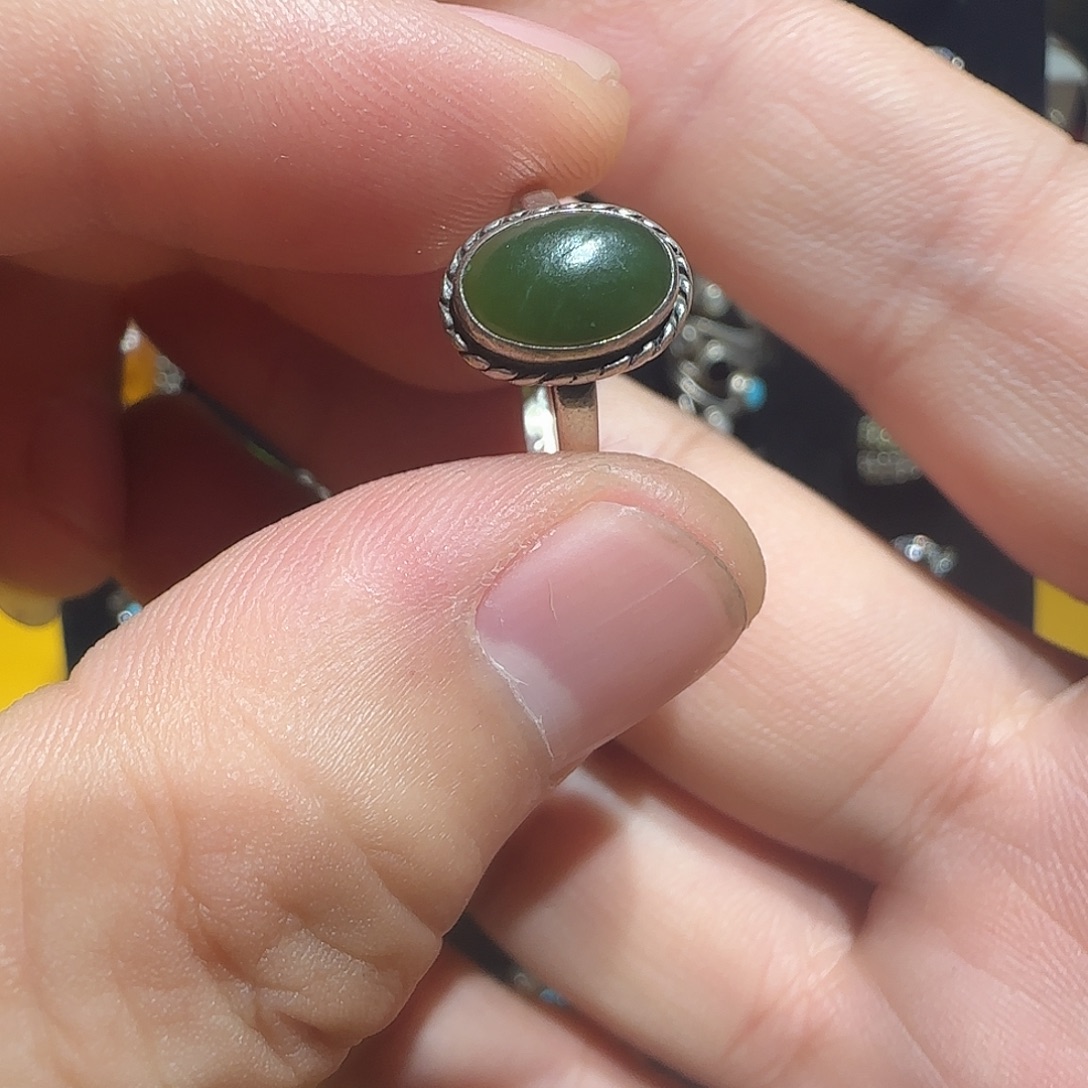 向***阳大理石纯铜吊坠的设计很