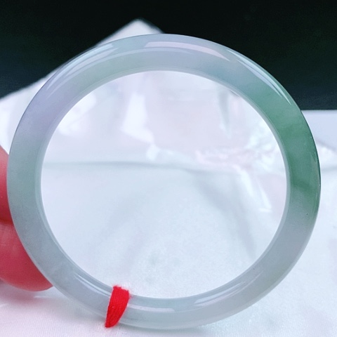 翡翠手镯（圆镯）未镶嵌68号