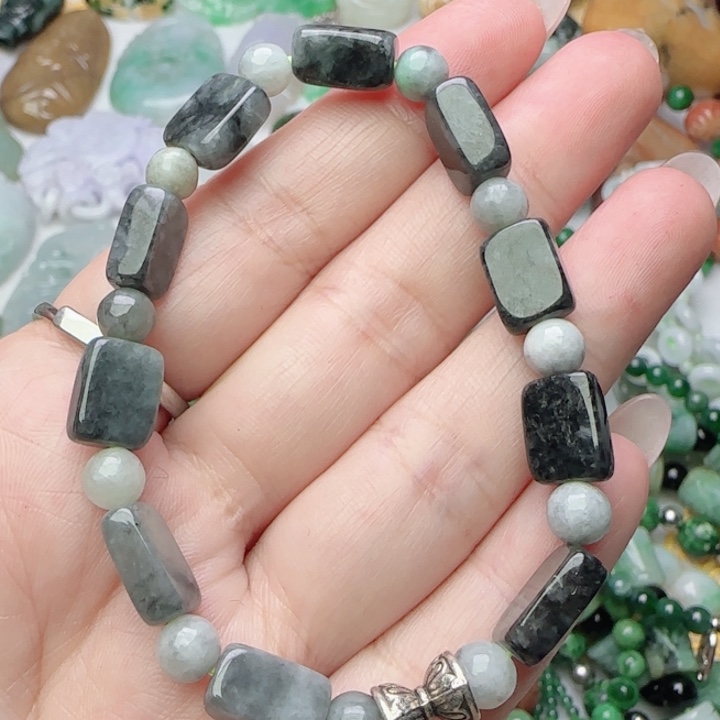 翡翠未镶嵌颈饰天然A货67