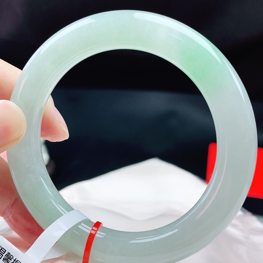 未镶嵌手镯翡翠56胖