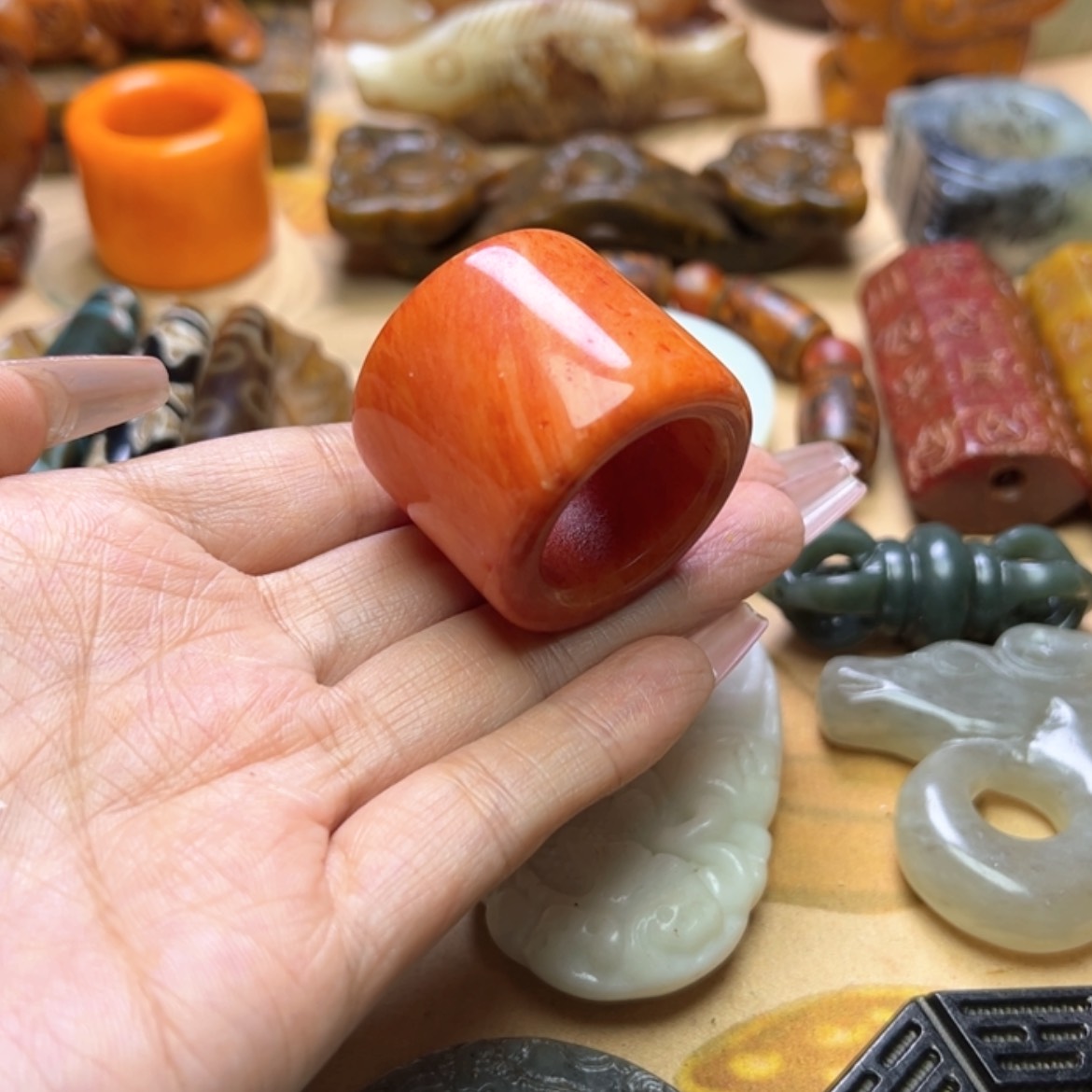【闪购商品】蛇纹石玉颈饰未镶嵌