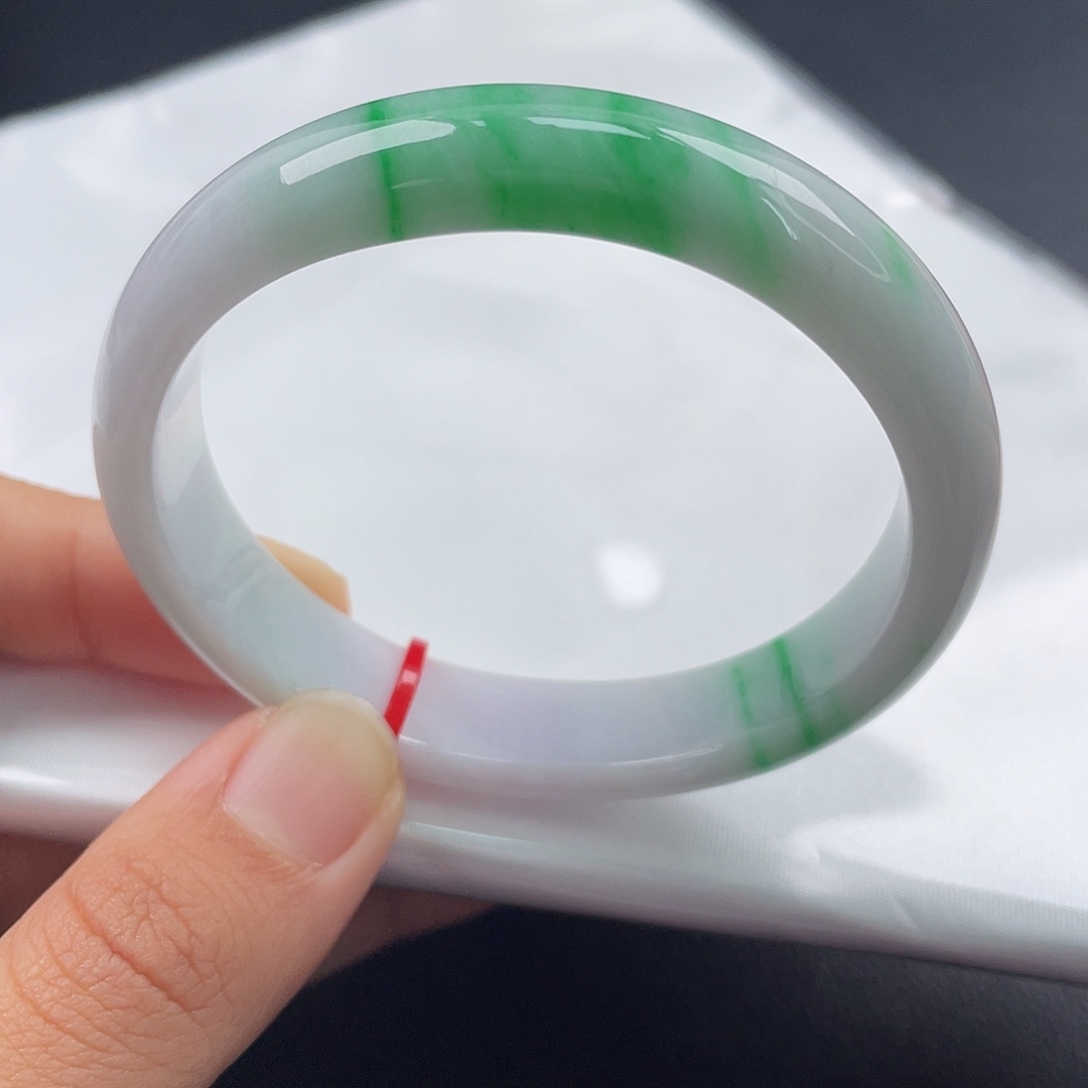 翡翠未镶嵌手镯（贵妃镯）5455贵妃