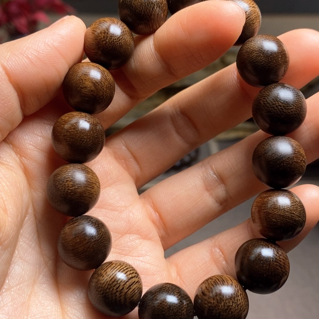 沉香手串越南芽庄紫棋玉化1.4