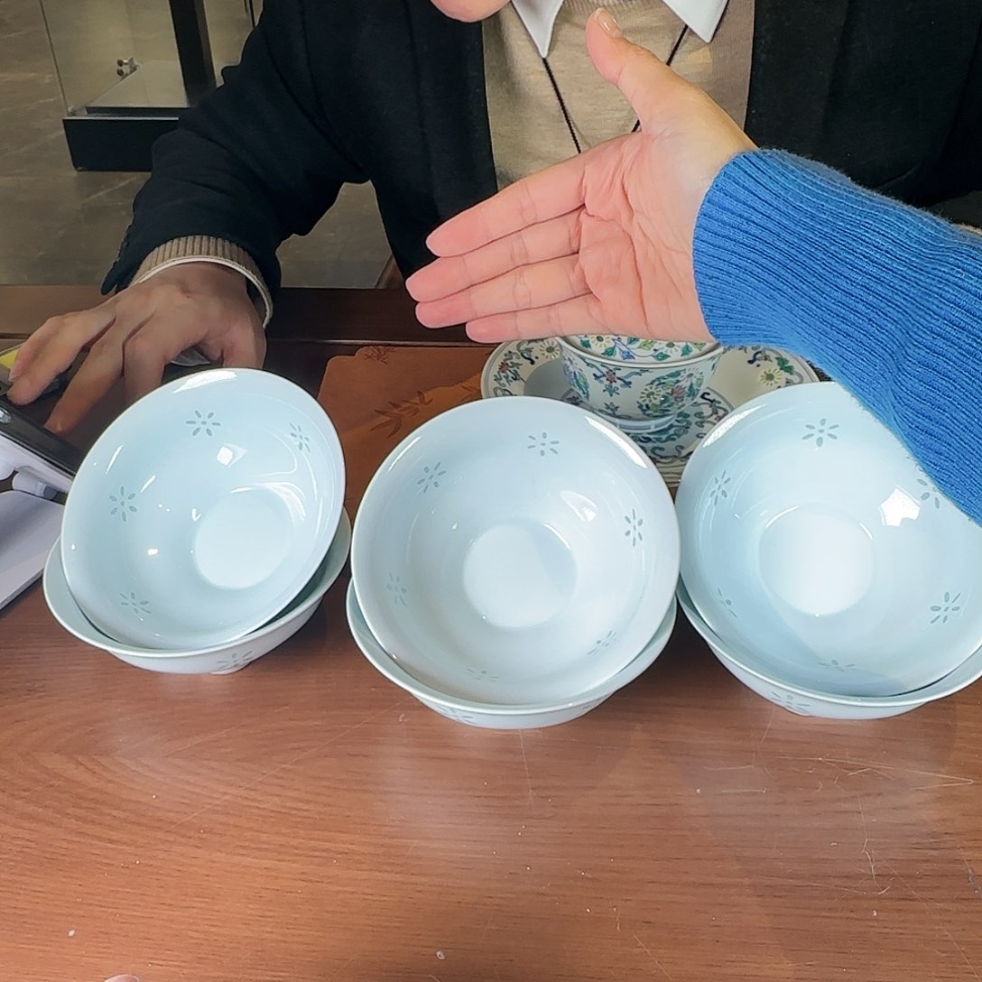 瓷片6只4.5寸。                  