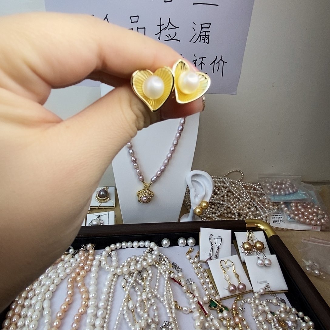 淡水珍珠合金耳饰