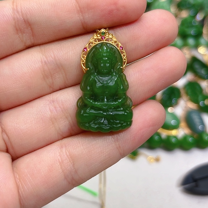 和田玉（碧玉）颈饰18K金镶嵌