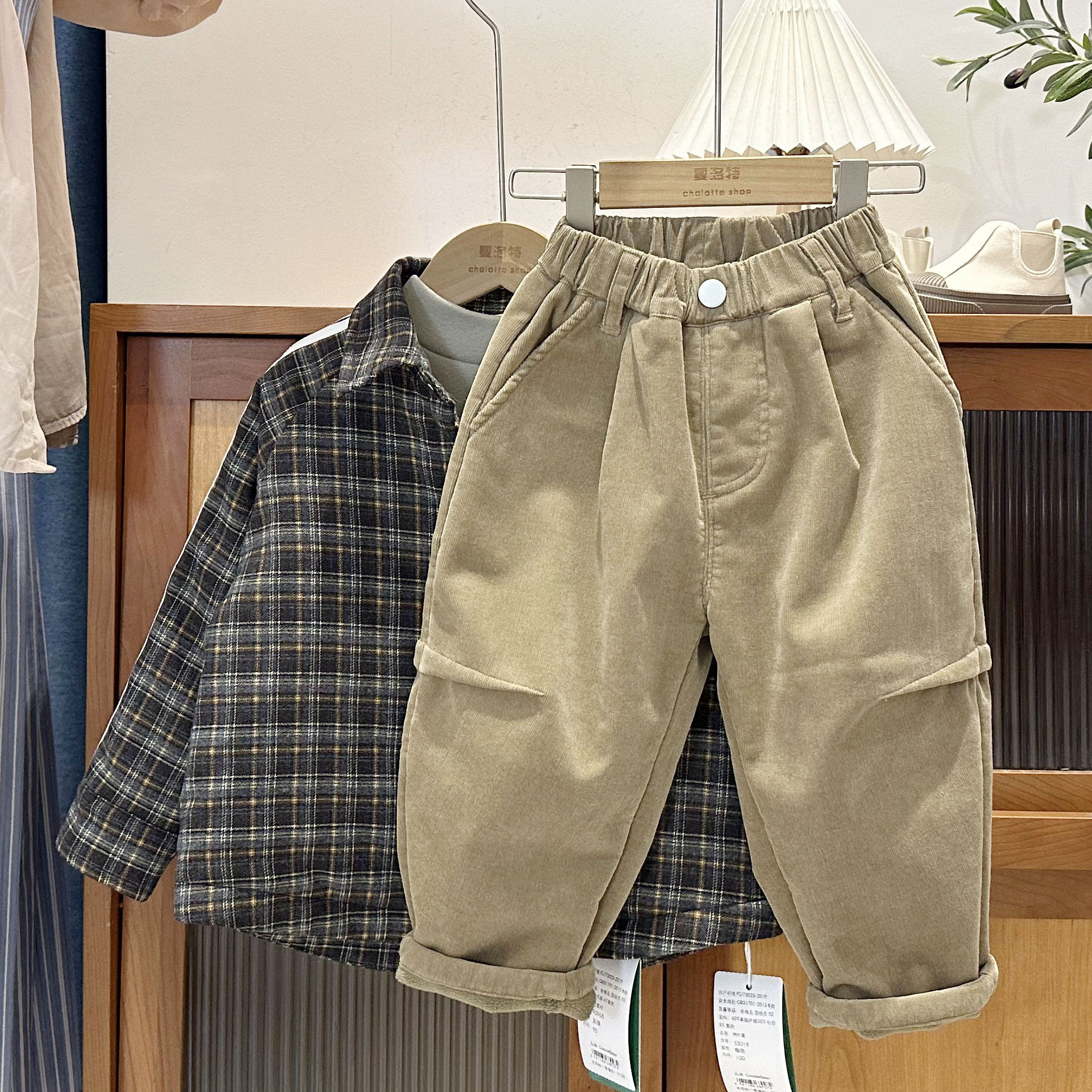 儿童冬季加绒宽松百搭纯色灯芯绒休闲裤47657