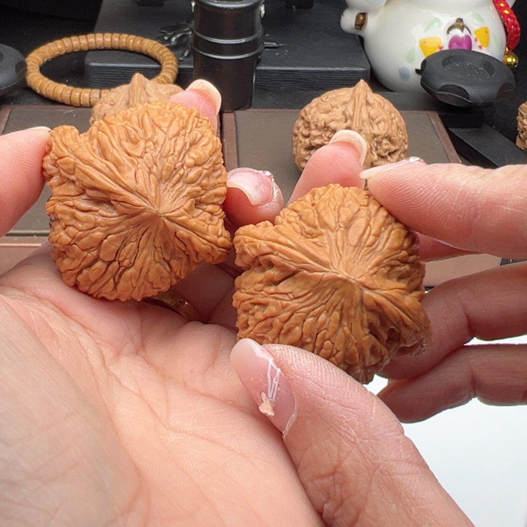 文玩核桃把件泥鳅44