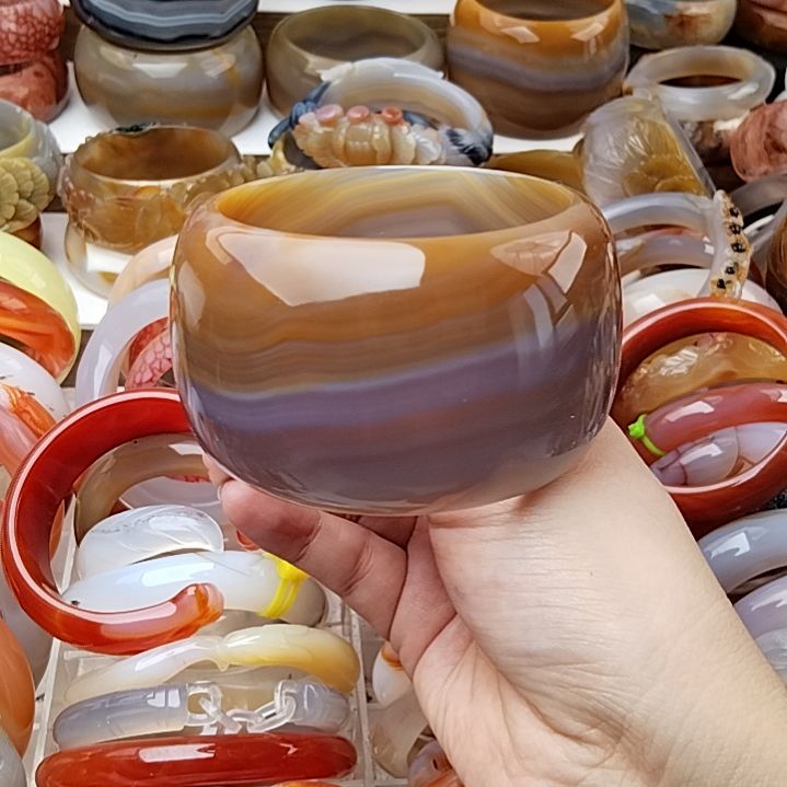 玛瑙/玉髓手镯未镶嵌